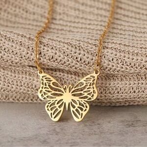 Elegant Gold Butterfly Pendant Necklace